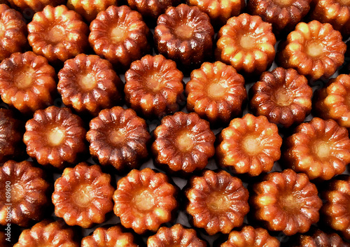 canelés