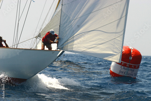 passage de bouée sous voile passage de bouée sous voile