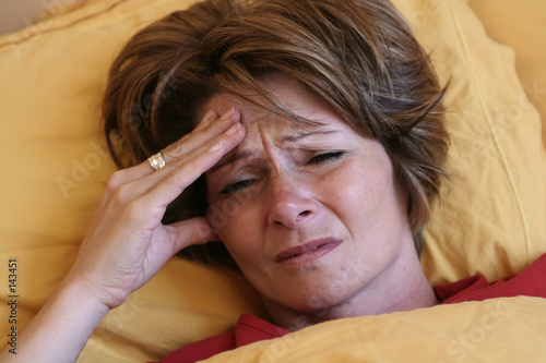 woman in pain woman in pain
