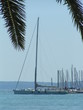 voilier sortant du port