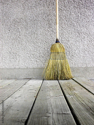 broom