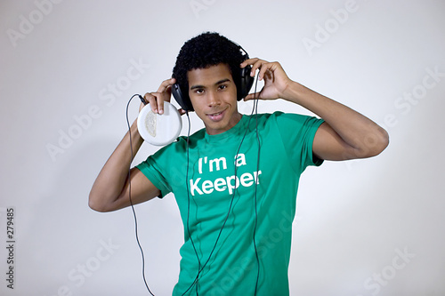 Photo: teen listening to music teen listening to music