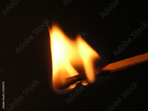 allumette en feu
