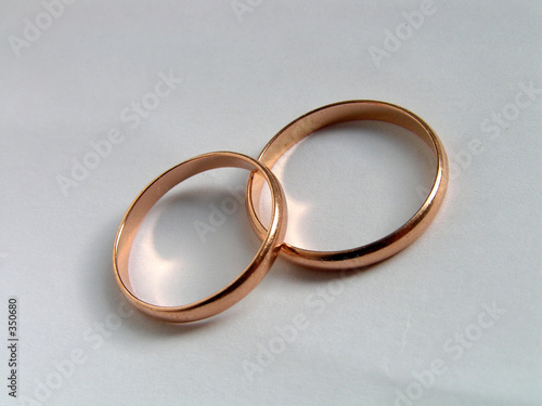 wedding rings symbol of love and fidelity