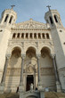 façade de la cathédrale de fourvière
