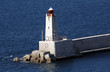 phare en bord de mer