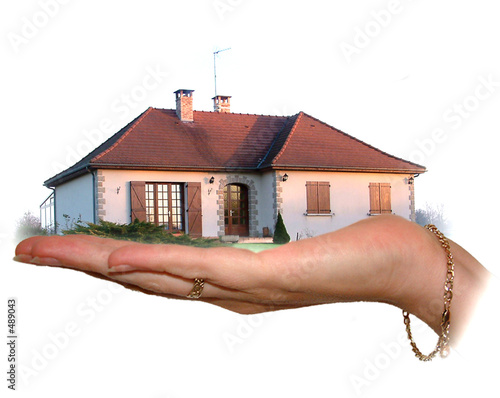 hand hold ing house