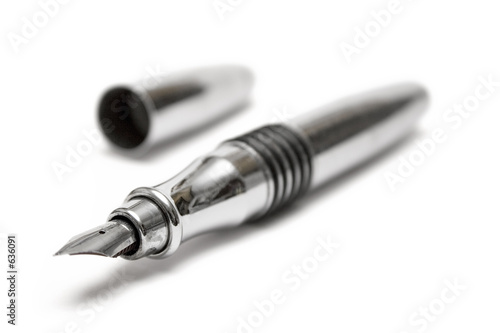Photo: fountain writing pen fountain writing pen