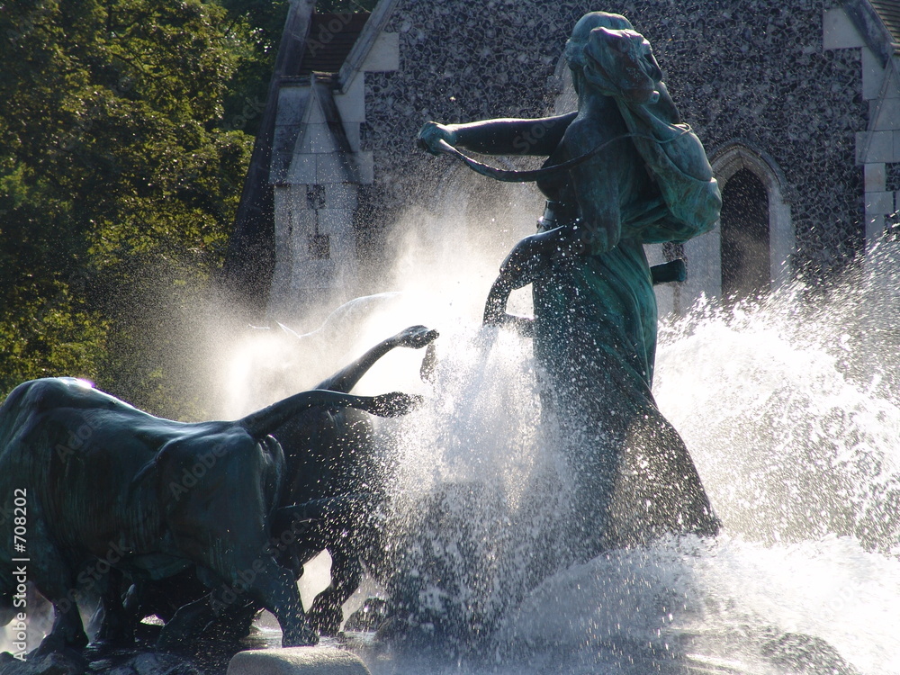 play with the water