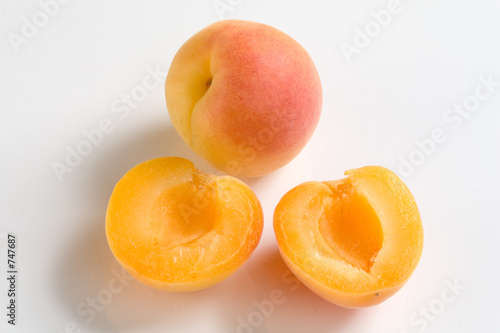delicious apricots