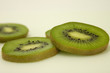 kiwi slices