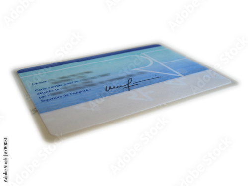 carte d'identité détourée