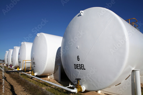 Foto: fuel tanks fuel tanks