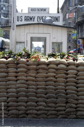 checkpoint charlie