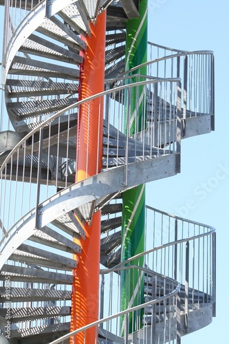 wendeltreppen grün und ornge