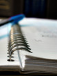 un cahier, un stylo un cahier, un stylo