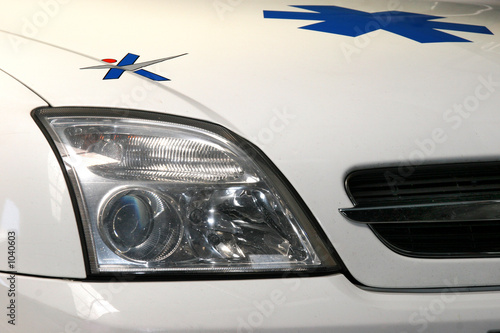 véhicule sanitaire léger
