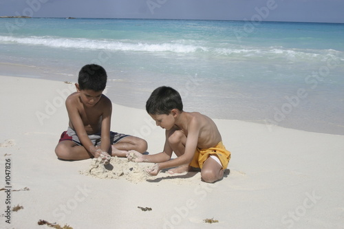 Foto: niños jugando niños jugando