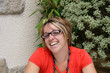 jeune femme riant