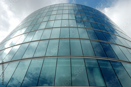spiegelungen im hochhaus spiegelungen im hochhaus