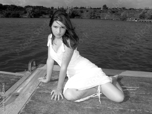 photo jeune fille adolescente titia155