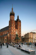 Photo en ligne au meilleur prix people relaxing on square in krakow
