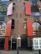 ventanal en un edificio de amsterdam