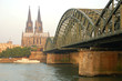 kölner dom am morgen