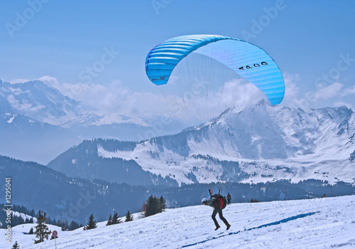 Photo: parascending parascending
