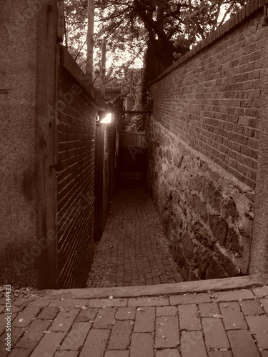 Photo: beacon hill alleyway beacon hill alleyway
