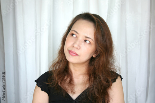 Photo: woman angry expression woman angry expression