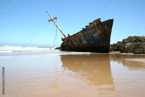 ship wreck ship wreck