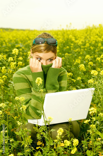 Photo: business woman outdoor business woman outdoor