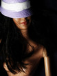 chapeau violet