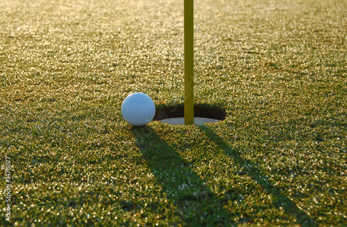 Photo: close golf shot close golf shot
