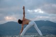 hatha-yoga: utthita-trikonasana