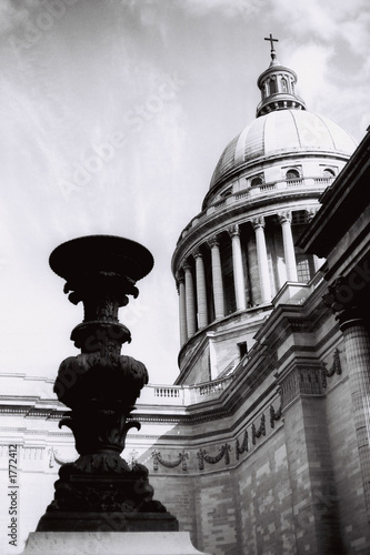 pantheon en noir et blanc