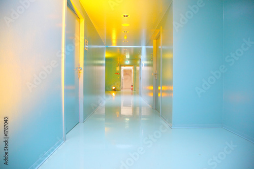 Foto: turquois hallway turquois hallway