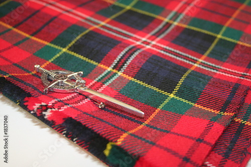 kilt & pin kilt & pin