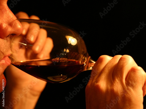 Photo: drinking wine drinking wine