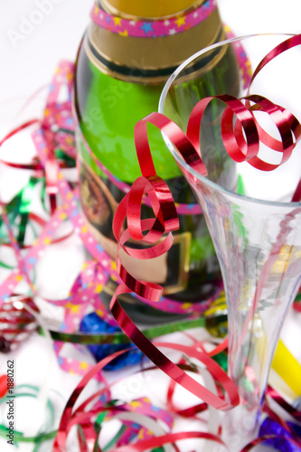 Photo: bright and colorful party scene with champagne bright and colorful party scene with champagne