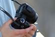 appareil photo en main