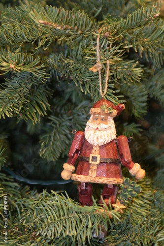 Photo: christmas tree ornament santa claus christmas tree ornament santa claus