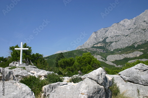 cross in makarska