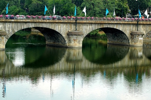 ponte sul fiume ponte sul fiume