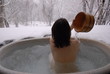 Photo en ligne au meilleur prix open air hot onsen bath in the snow
