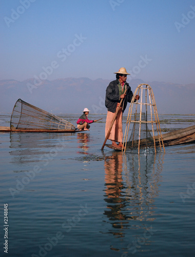 Foto: pêcheurs sur le lac pêcheurs sur le lac