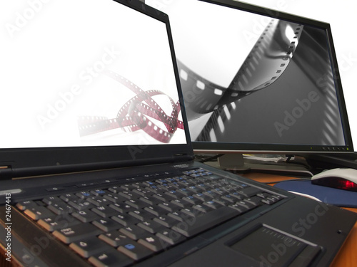 filmstrip on dual screen