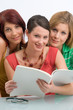 Foto: reading friends reading friends