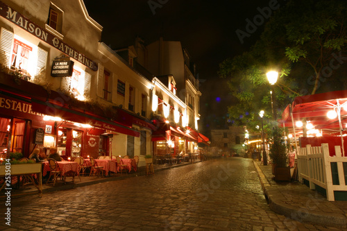 montmartre by night2 montmartre by night2